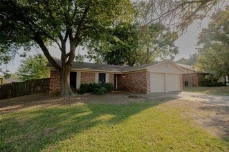 Building Photo - 1420 Briar Run