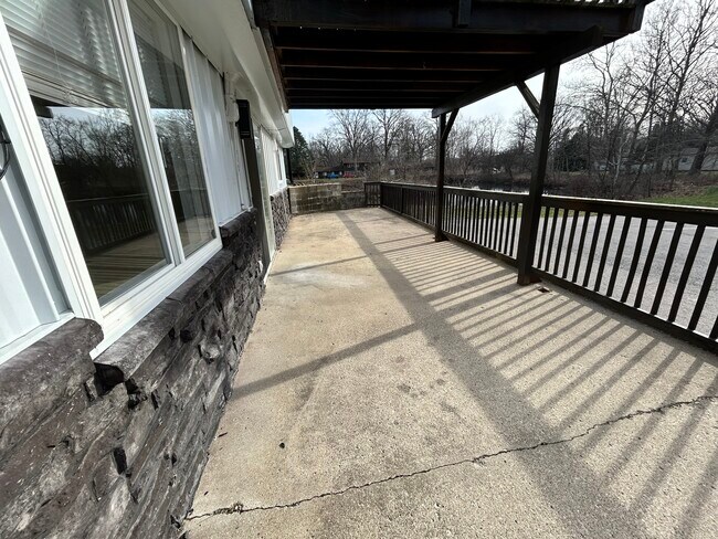 Foto del edificio - 2271 S Cost a Plenty Rd