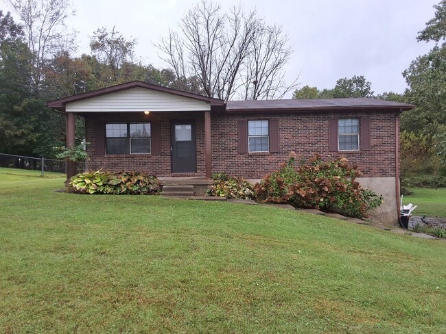 Building Photo - Cozy 3 Bed, 1 Bath House Minutes To Fort Knox