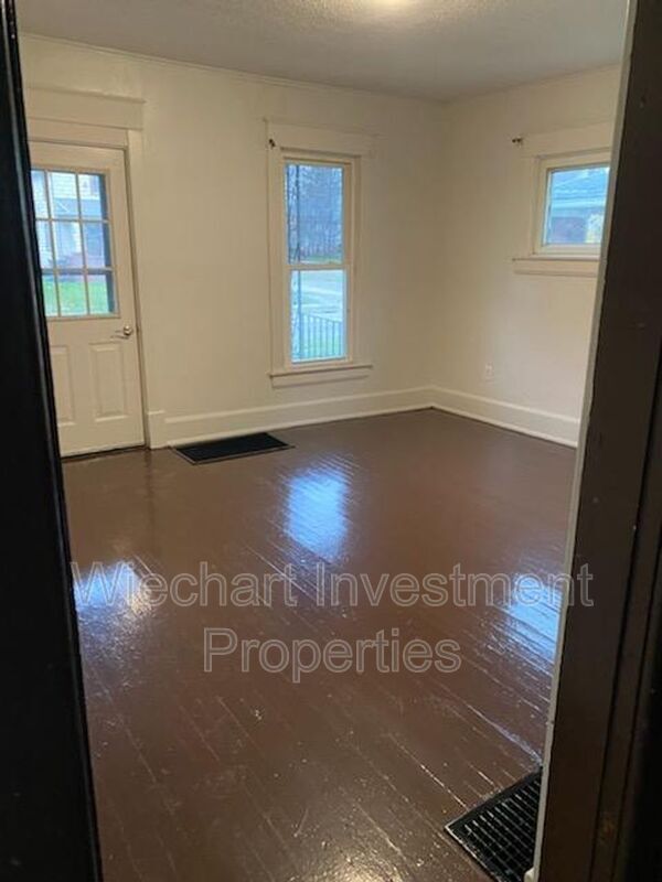 Foto del edificio - 714 N Metcalf St