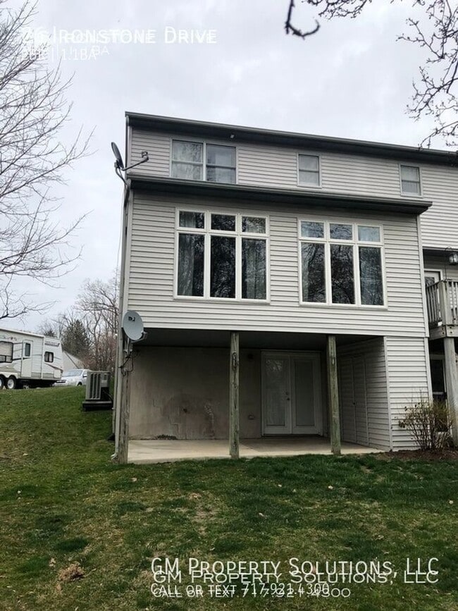 Building Photo - 2 Bedroom Townhome in Elizabethtown!