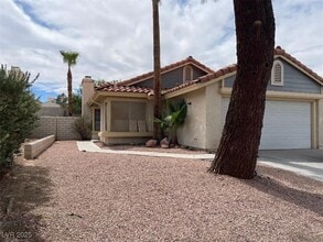 Building Photo - 8309 Palmada Dr
