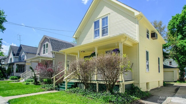 Building Photo - 610 S Ashley St