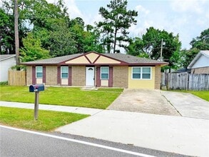 Building Photo - 1458 Fremaux Ave