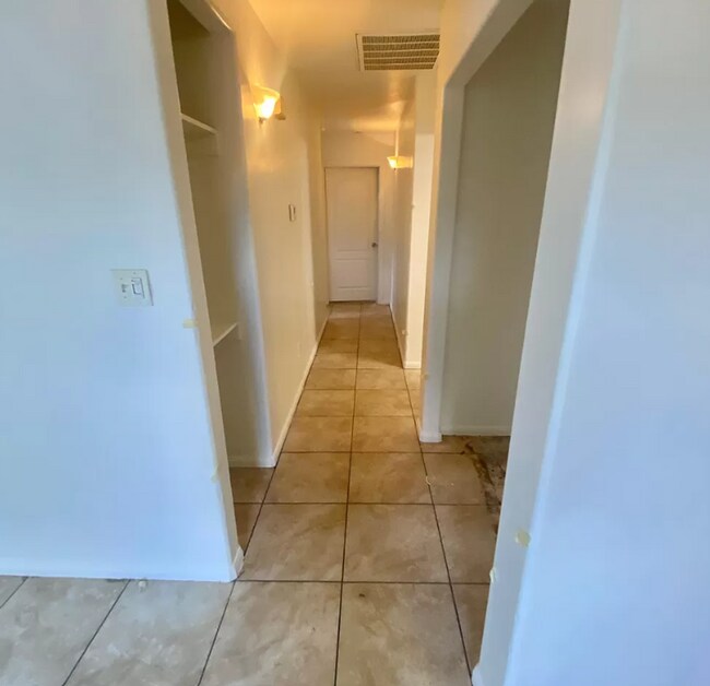 Building Photo - Discover a comfortable property featuring ...