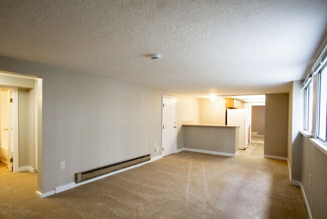 Foto del edificio - Great NW Location: Spacious 1 Bedroom Ready Now!
