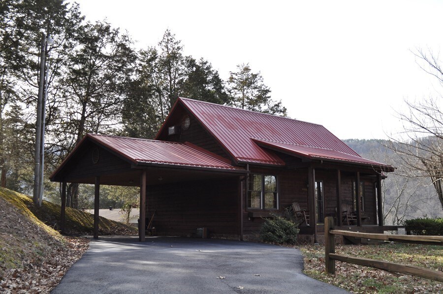 Primary Photo - FOR LEASE!!