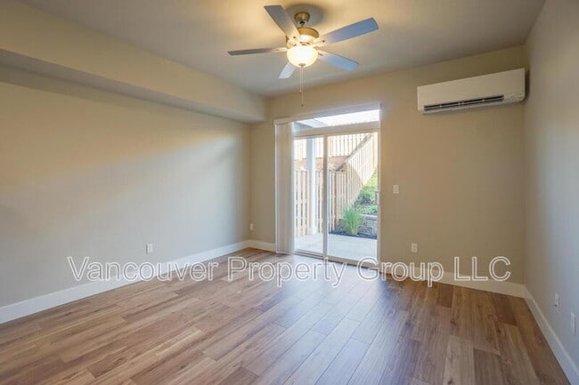 Foto del edificio - 2219 E Badger Wy
