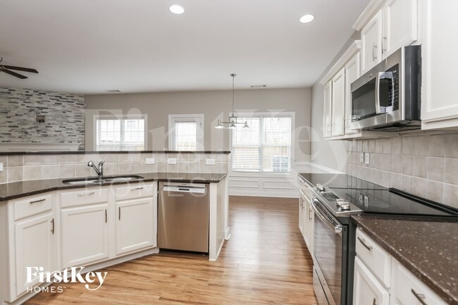 Building Photo - 6031 Apple Grove Rd NE