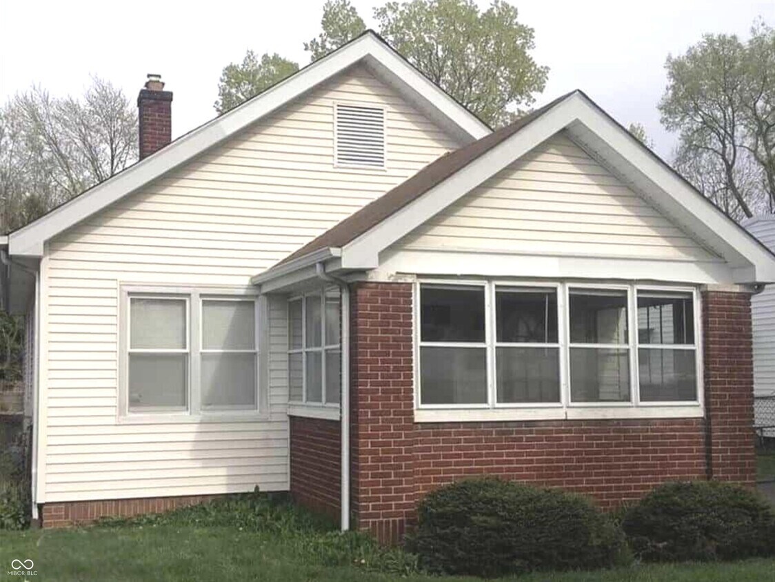 Primary Photo - 5171 Evanston Ave