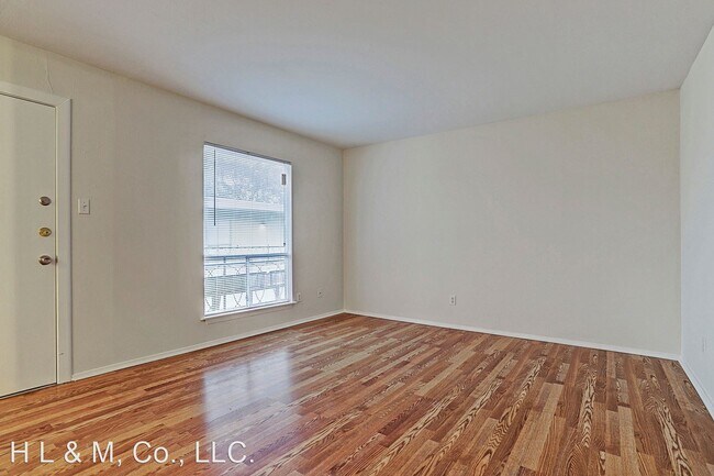 Building Photo - 3407 Graustark St