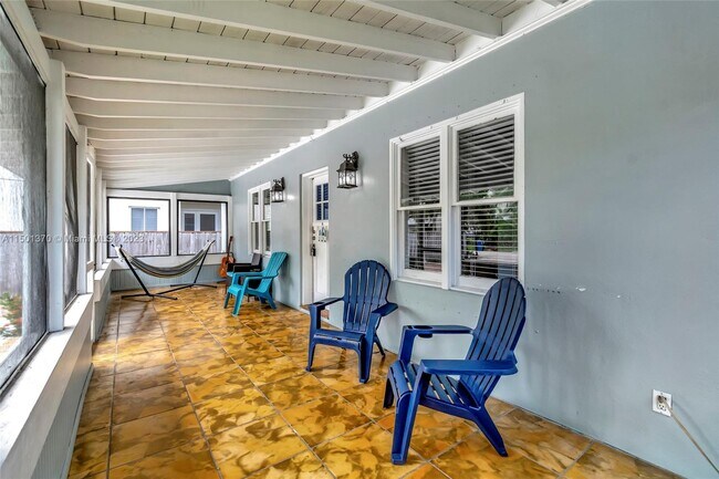 Foto del edificio - 515 SW 9th St