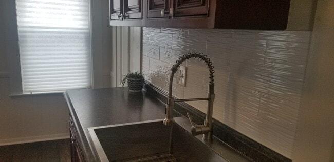 Gorgeous tile & SS sink/faucet - 7 Shawmut Ter