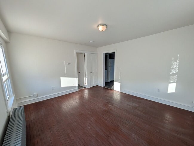 Foto del edificio - 119 S Furnace St