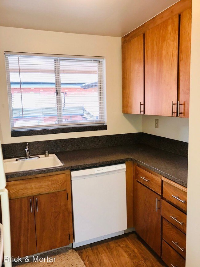 Foto del edificio - 524-524 NE 112th St