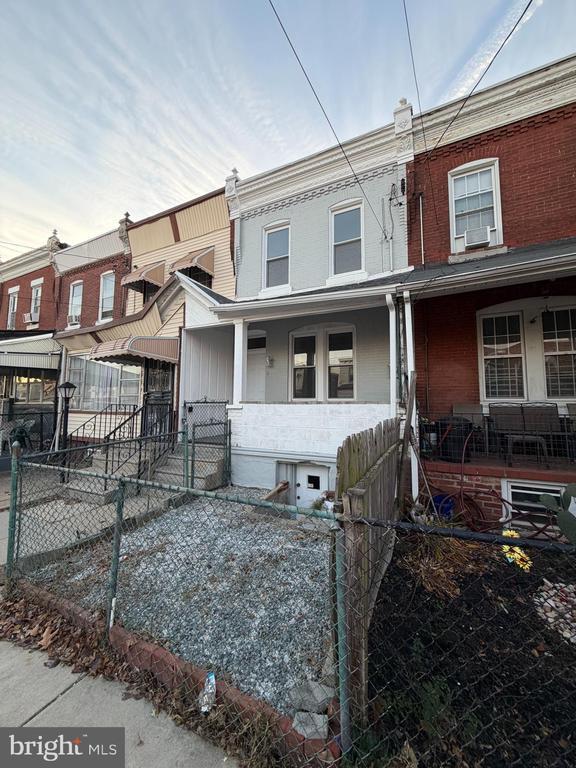 Building Photo - 244 N Felton St