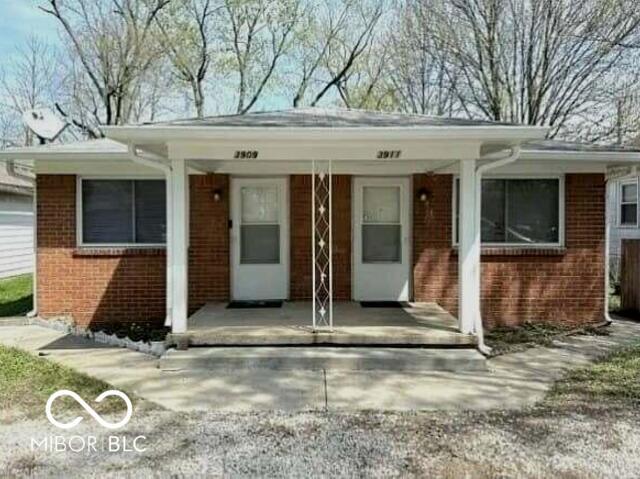 Primary Photo - 3911 Aurora St