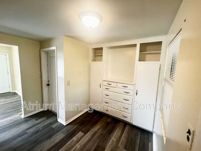 Foto del edificio - 2252 Weber St