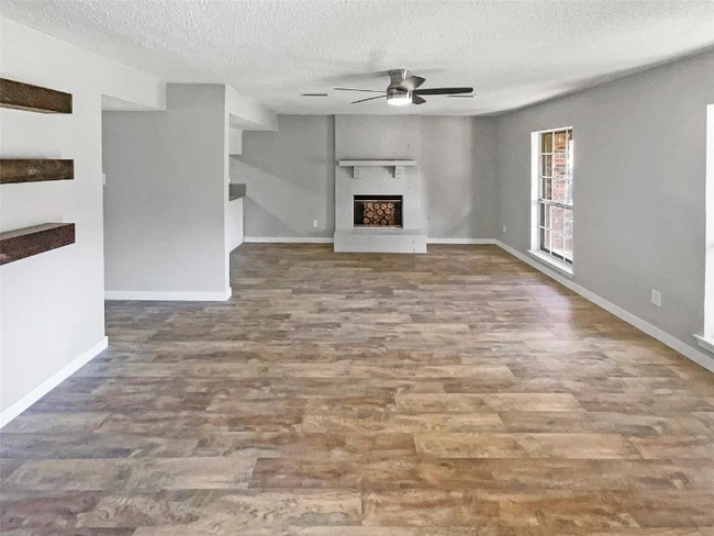 Building Photo - 3705 White Bud Ct