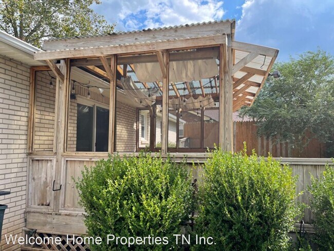 Building Photo - 3 br, 1.5 bath House - 6505 Upton Lane