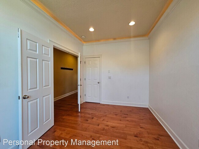 Foto del edificio - 5 br, 2.5 bath House - 11606 NW 29th Place