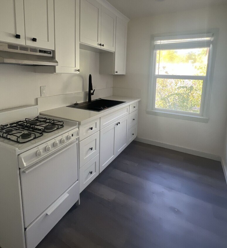 Charming 1-bedroom Unit - Charming 1-bedroom Unit