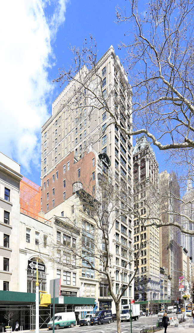 Foto del edificio - 212 Fifth Ave