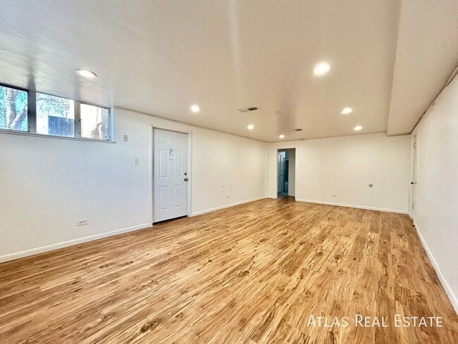 Building Photo - 2353 S Sherman St