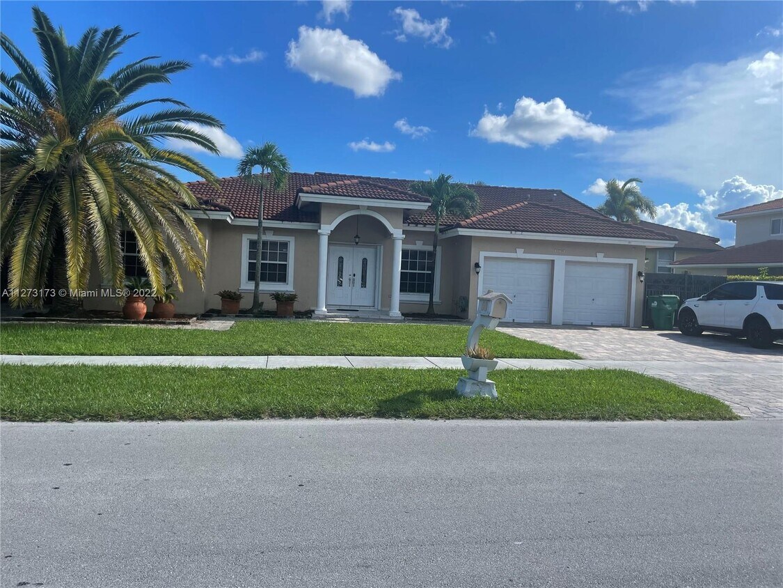 15780 SW 43rd St, Miami, FL 33185 House Rental in Miami, FL