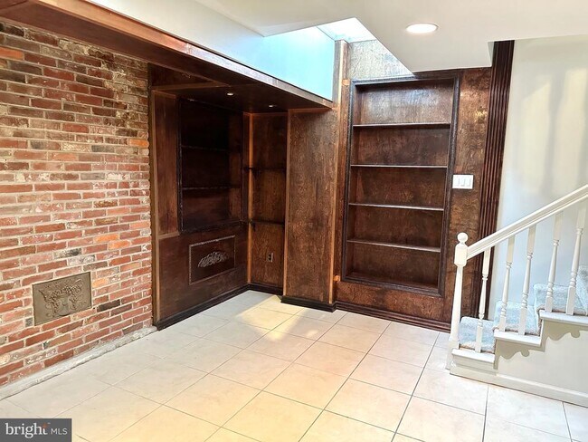 Foto del edificio - 736 Pine St