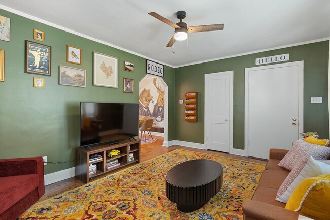 Foto del edificio - 3548 Barwood Cir