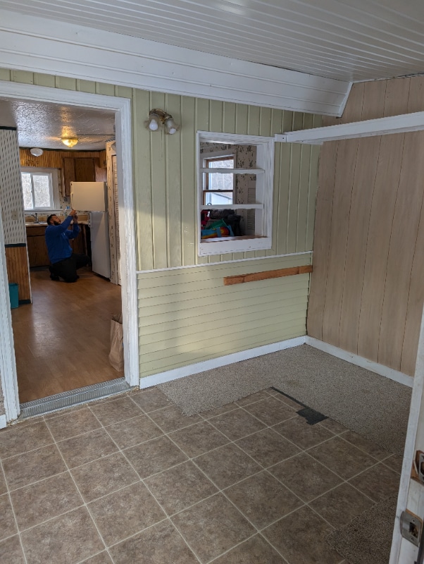 Building Photo - 35 Island Farm Rd