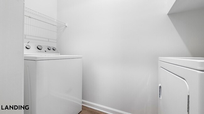 Foto del edificio - 2800 Milan Ct