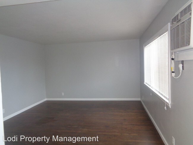 Foto del edificio - 3 br, 1 bath House - 501 CALAVERAS STREET