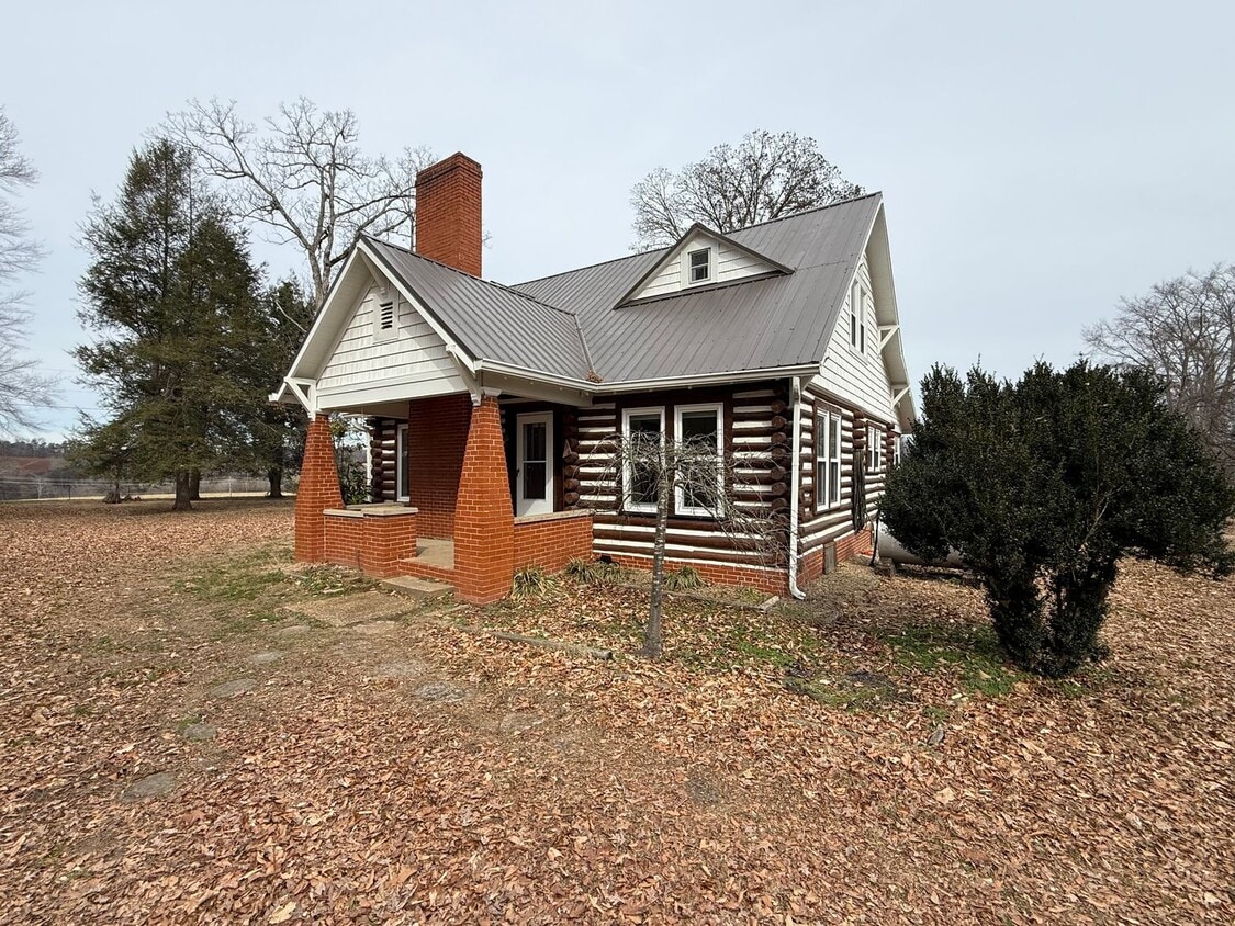 Photo - 4676 Sevierville Road, Maryville, TN 37804