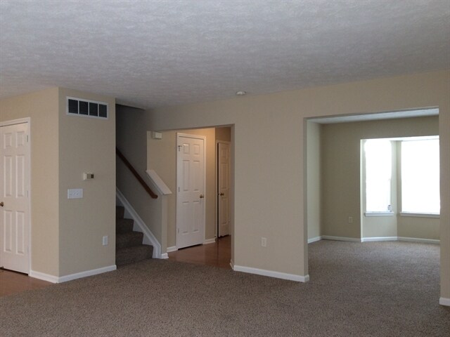 Foto del edificio - 6446 Waterloo Ln