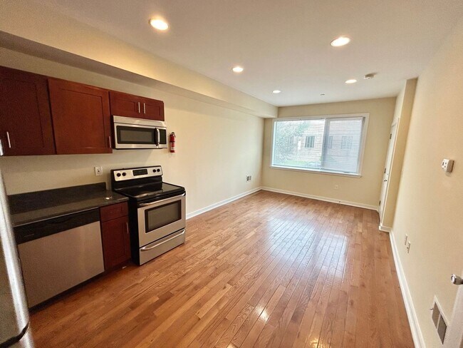 Foto del edificio - 332 N 41st St