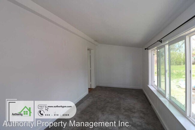Building Photo - 2 br, 1 bath House - 1182 Washington Ave.