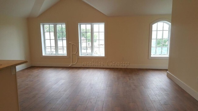 Building Photo - 2111 74th St