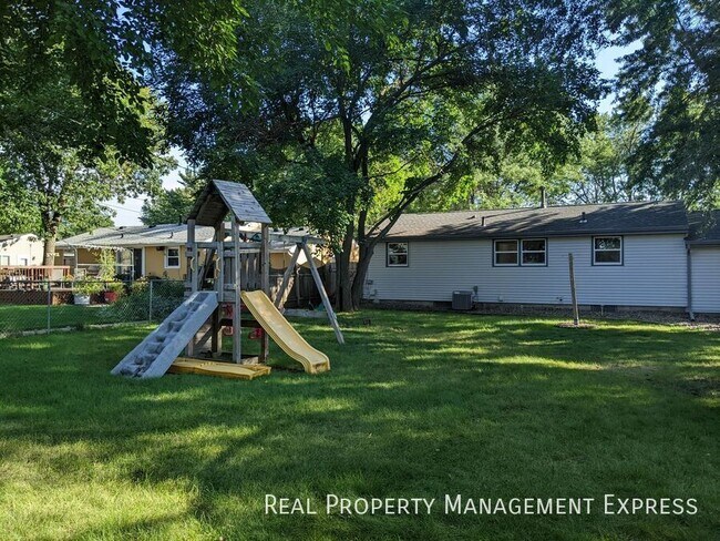 Foto del edificio - Cozy 3 Bedroom 1 Bathroom in Western Sioux...