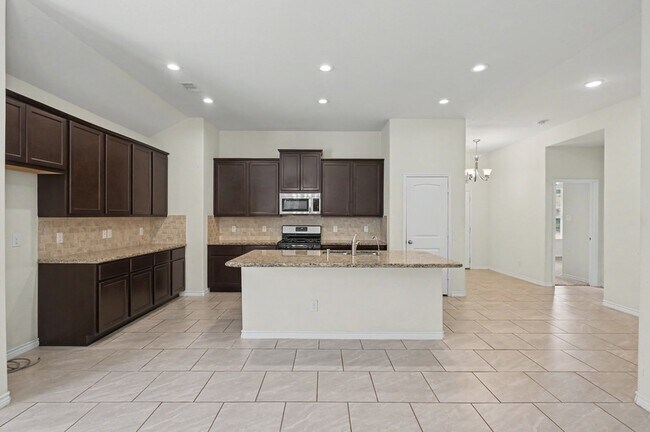 Building Photo - 12250 Antilles Ln