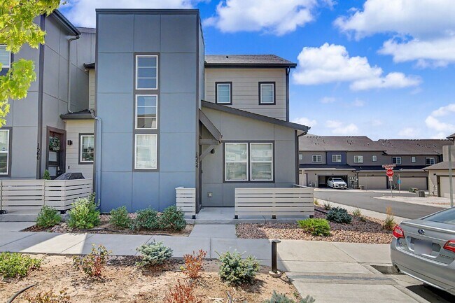 Foto del edificio - 1554 Rose Quartz Heights