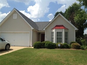 Building Photo - 2235 Laurel Pointe Ln