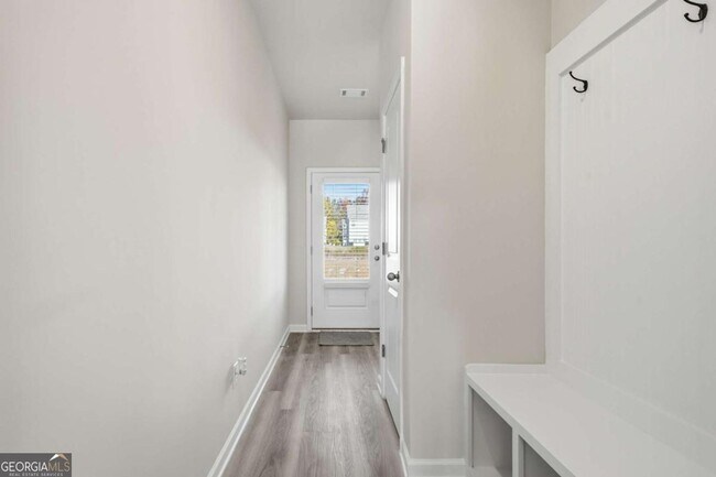 Foto del edificio - 3966 Oakwood Ter Ct