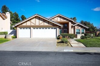 Building Photo - 25406 Blackthorne Dr