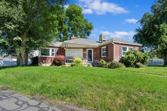 Building Photo - 2980 S 1500 E