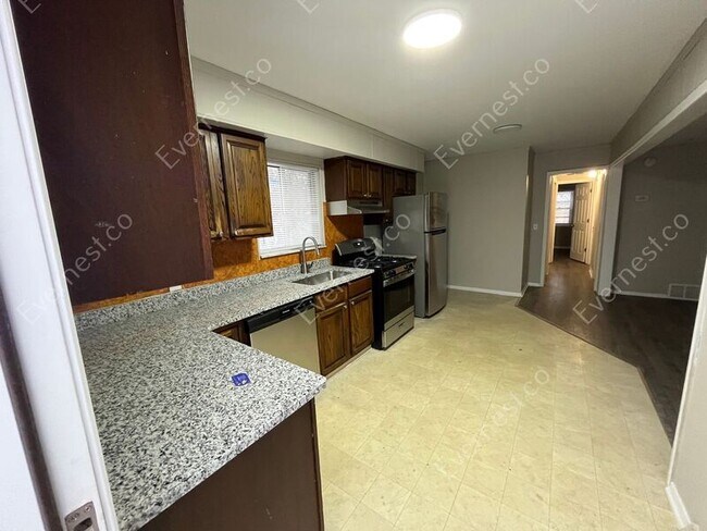 Building Photo - 36 W Colgate Ave