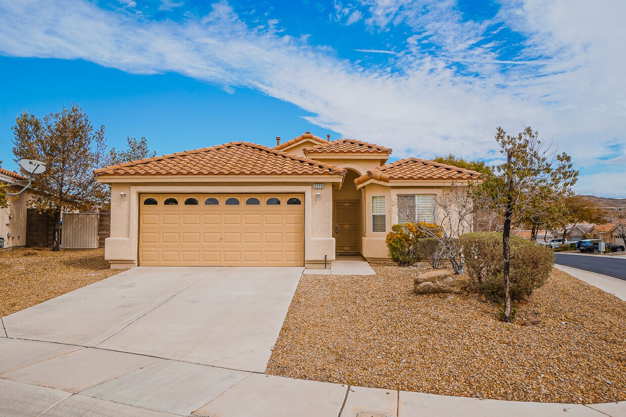Foto principal - 2270 Smokey Sky Dr