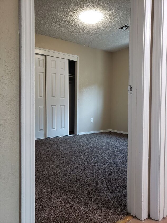 Foto principal - 1107 L St