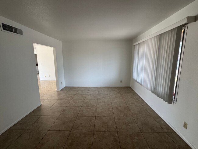 Foto del edificio - Spacious 3BR/2BA Home in Prime Tempe Locat...